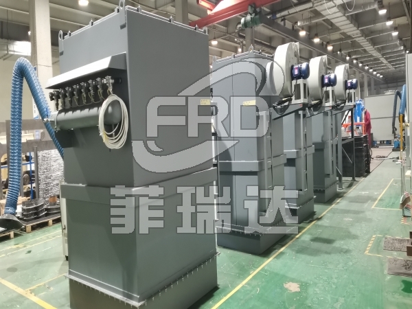 倉(cāng)頂單機(jī)袋式除塵器 倉(cāng)頂單機(jī)袋式除塵器